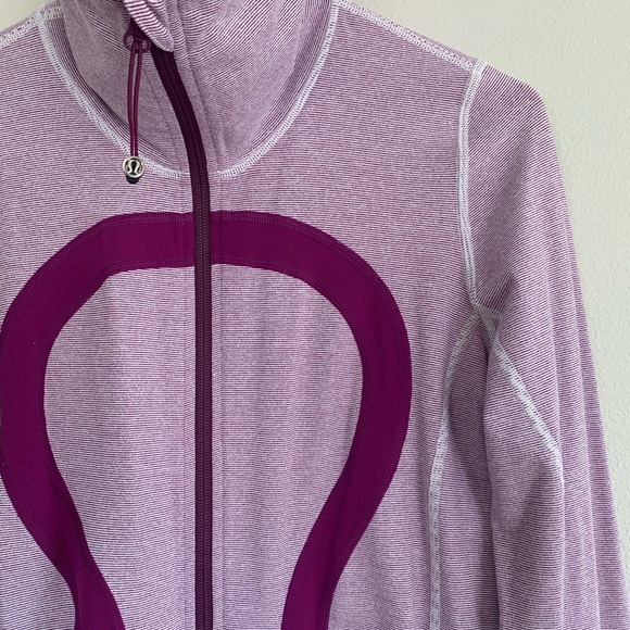 Lululemon jacket- old version of the define jacket - Picture 1 of 5
